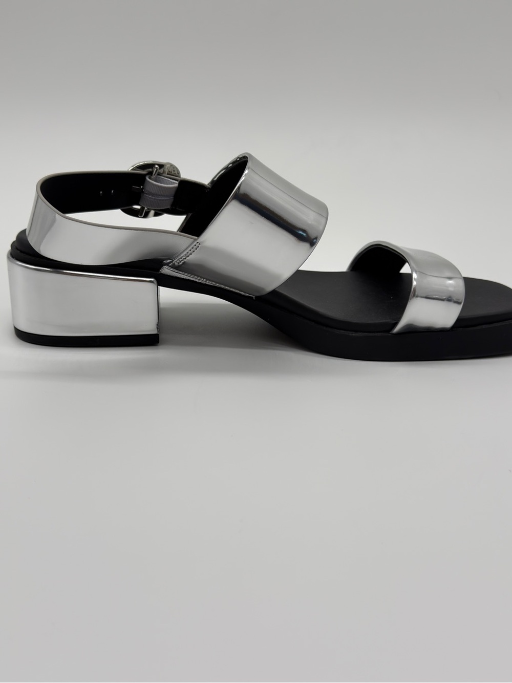 Aerosoles Silver Metallic Strap Women's Sandals 11 WIDE - Picture 7 of 11